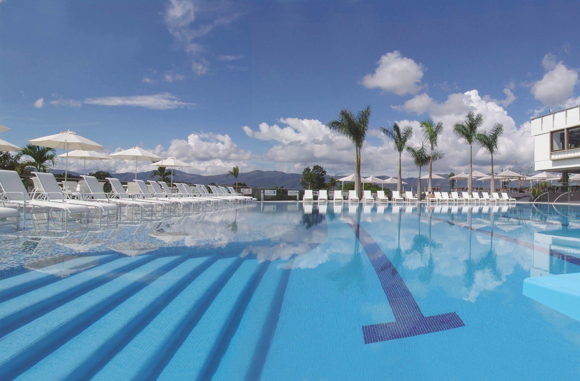 Club Campestre De Bucaramanga Hotel Floridablanca Buitenkant foto